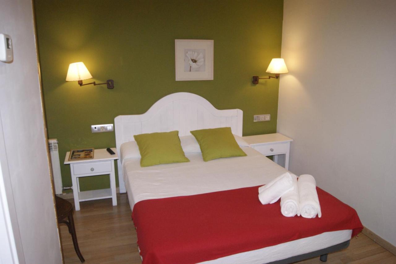 Hostal Cal Batista บากา ภายนอก รูปภาพ