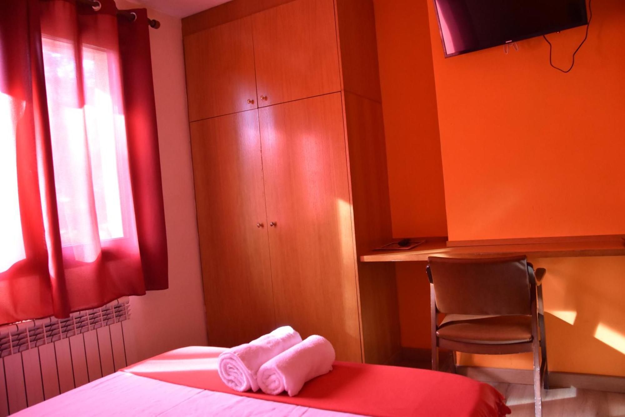 Hostal Cal Batista บากา ภายนอก รูปภาพ