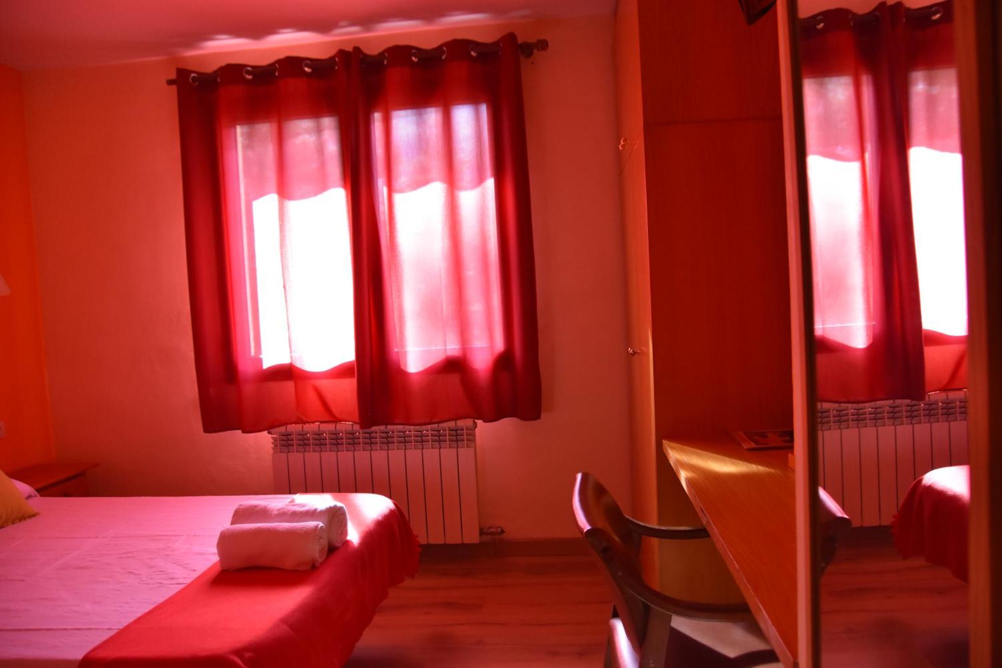 Hostal Cal Batista บากา ภายนอก รูปภาพ